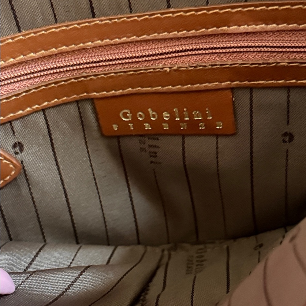 Stylish Brown Leather Tote with Gold Accents - Picture 3 of 9